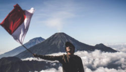 Larangan Penggunaan Bendera Merah Putih (Pexels)